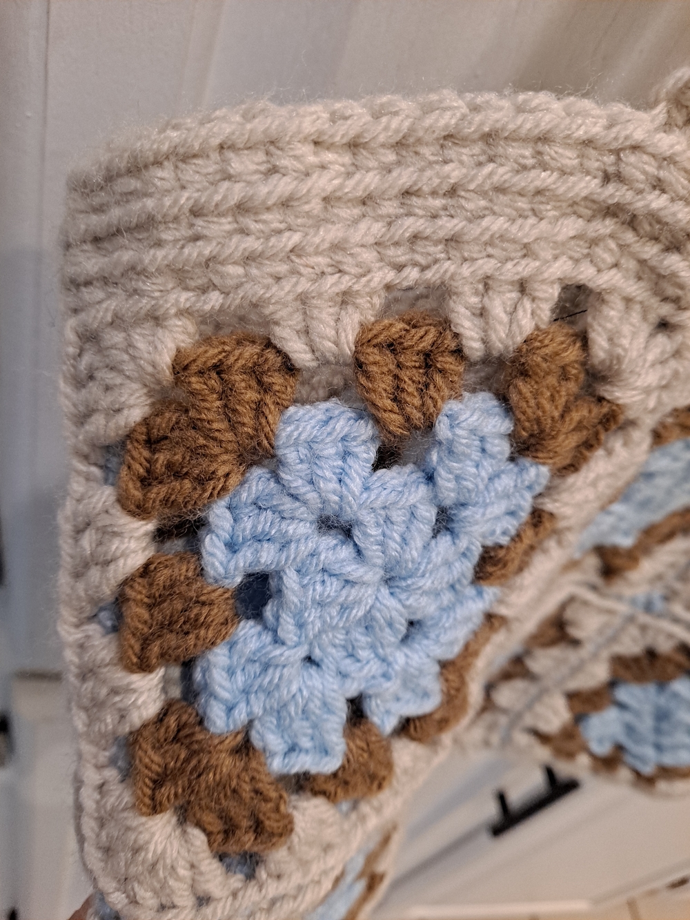 Artisan Crochet Tote Bag Cream, Light Blue & Brown Grannysquare Boho Cottagecore - Picture 8 of 11